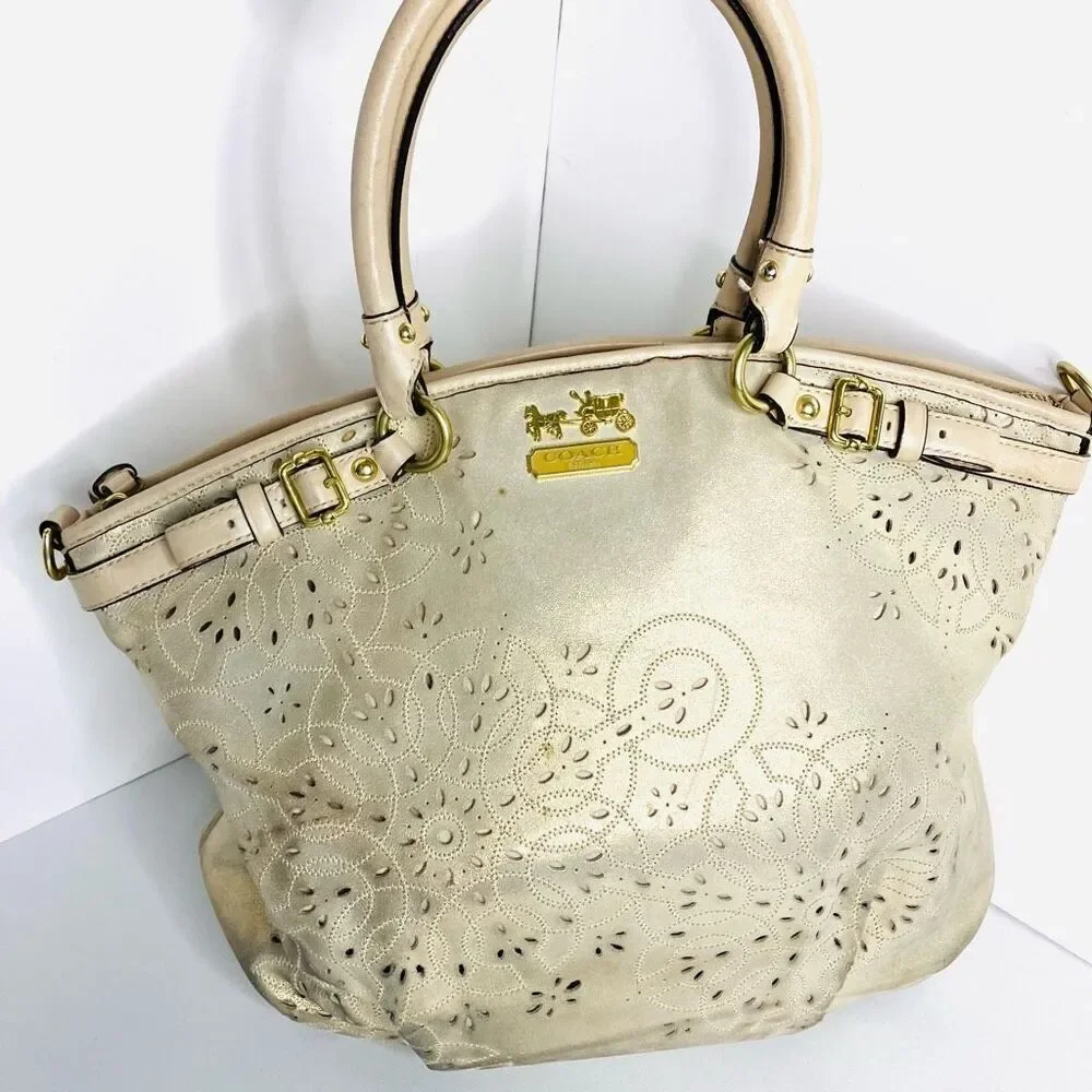 COACH 19624 Madison Tossed Laser Lindsay Leather Satchel Gold
